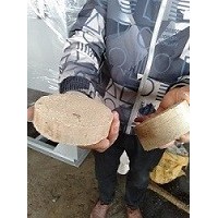 Y南充市全自動木屑壓塊機使用壓力小，密度強