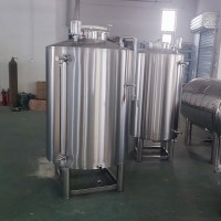 咸寧市康之興不銹鋼儲存罐不銹鋼錐形儲酒罐來圖可訂質量為先可定制