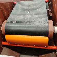 全封閉式皮帶輸送機(jī)，炭素石墨封閉輸送設(shè)備