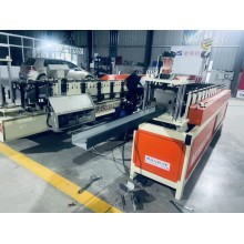 金屬c型鋼成型機 金碩 光伏發(fā)電板水槽機器 新能源光伏設(shè)備