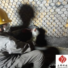 龜甲網耐磨膠泥廠家 煤化工防磨澆注料