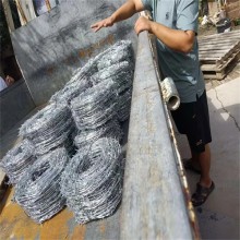 安徽現貨包塑刺繩廠家供應合肥防盜圍墻網黃山圍墻刺鐵絲