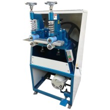 皮帶肩帶長條形材料上膠后一段定型二段貼合一體機(jī)
