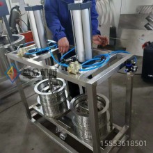 傳統(tǒng)奶酪片成型機(jī) 馬蘇里拉奶酪拉伸、擠出、成型一體機(jī) 奶酪沖壓成型機(jī)