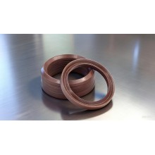 工程機(jī)械用氟橡膠V型夾布油封生產(chǎn)廠家