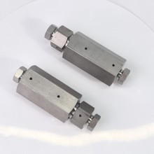 高壓過濾器耐腐蝕螺紋接頭不銹鋼材質高壓直通閥體多級過濾規格